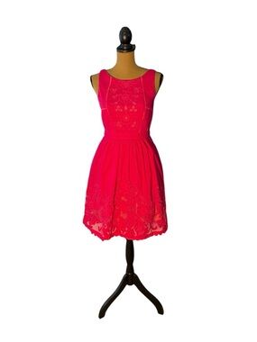 Anthro Moulinette Soeurs Rhododendron Dress Pink Eyelet Lace Fit Flare Mini Sz 2